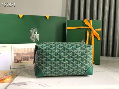 Goyard
Master
190 dhs💓
#canvas material inside🧑🏻‍🎄

Zain228
♥️♥️♥️