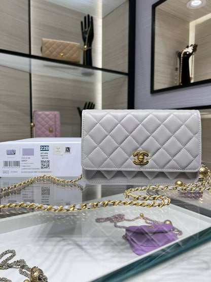 Chanel CC Pearl Crush Wallet On Chain✅*
*Size 20 cm*
For Price 👇 WhatsApp✅
0568585901 
0507557372
0552275751 Owner Zain 👌

Zain274
♥️♥️♥️