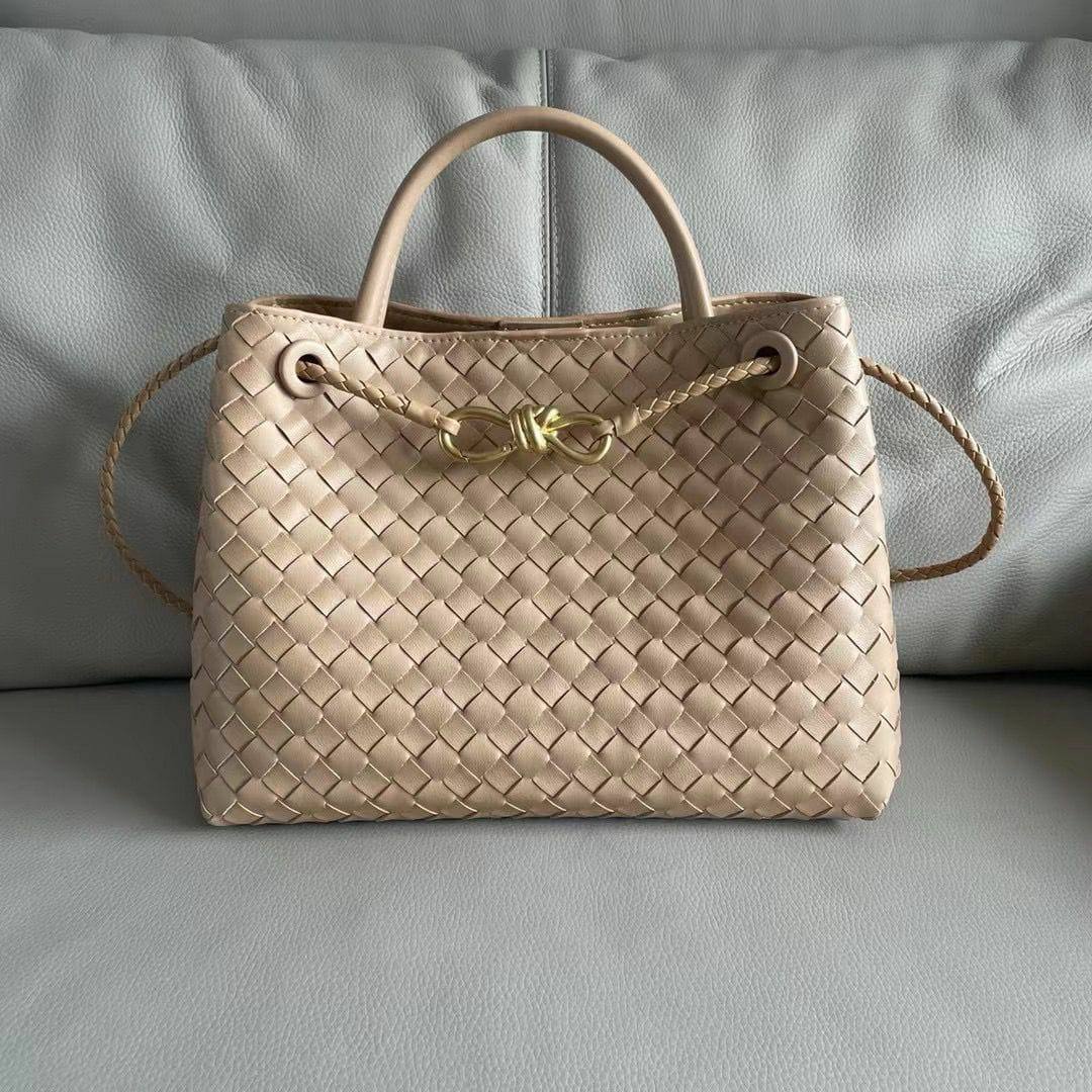 Bottega 
Master🖤
For Price 👇 WhatsApp✅
0568585901 
0507557372
0552275751 Owner Zain 👌

Zain111
♥️♥️♥️