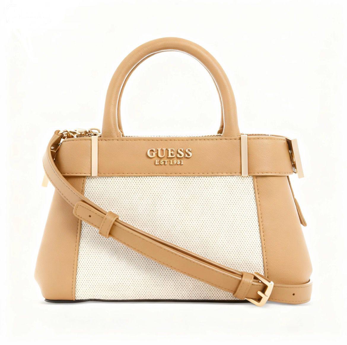 Guess
105 dhs🇦🇪🇦🇪
High-quality with box

Zain35
♥️♥️♥️