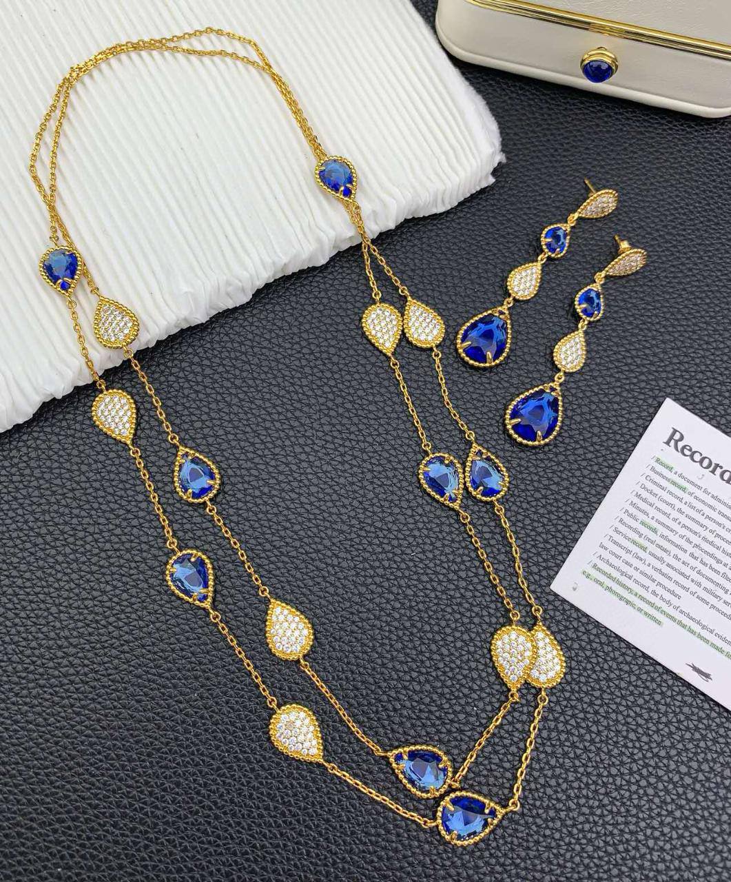 LONG BOUCHRON
NECKLACE & EARRINGS
SET ✨💫
245 dhs
WITH GOOD BOX AND PAPER BAG🛍️🎁

Zain89
♥️♥️♥️