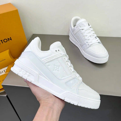 LV
Size :36 to 44
90 dhs🪙🌨️

Zain241
♥️♥️♥️