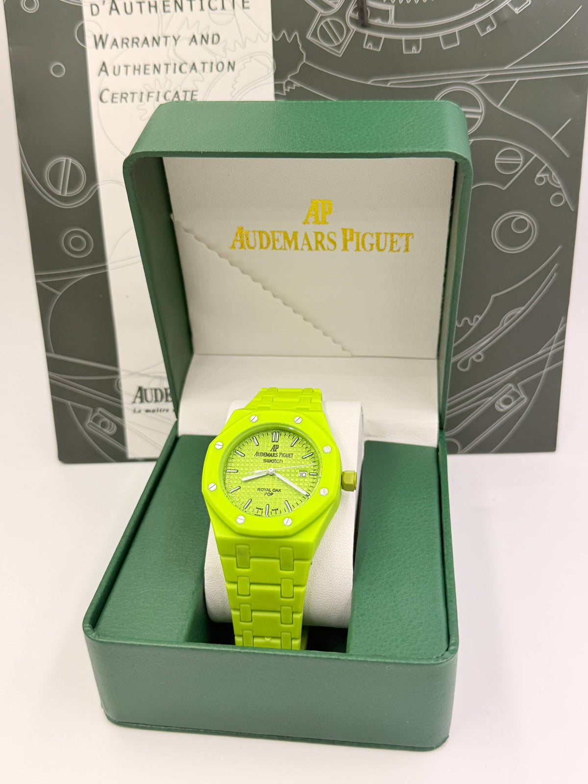 Ap  SWATCH  
60 dhs🇦🇪🇦🇪

with box 
battery

Zain85 
♥️♥️♥️