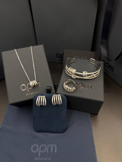 APM SET💫✨
NECKLACE BANGLE
EARRING RING

220 dhs🇦🇪🇦🇪

WITH BOX AND PAPER BAG🎁🛍️
Zain89
♥️♥️♥️