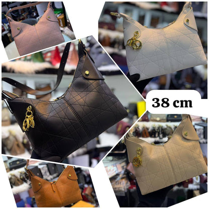 DIOR 

95 dhs🪙🌨️

Good Quality

Zain90
♥️♥️♥️