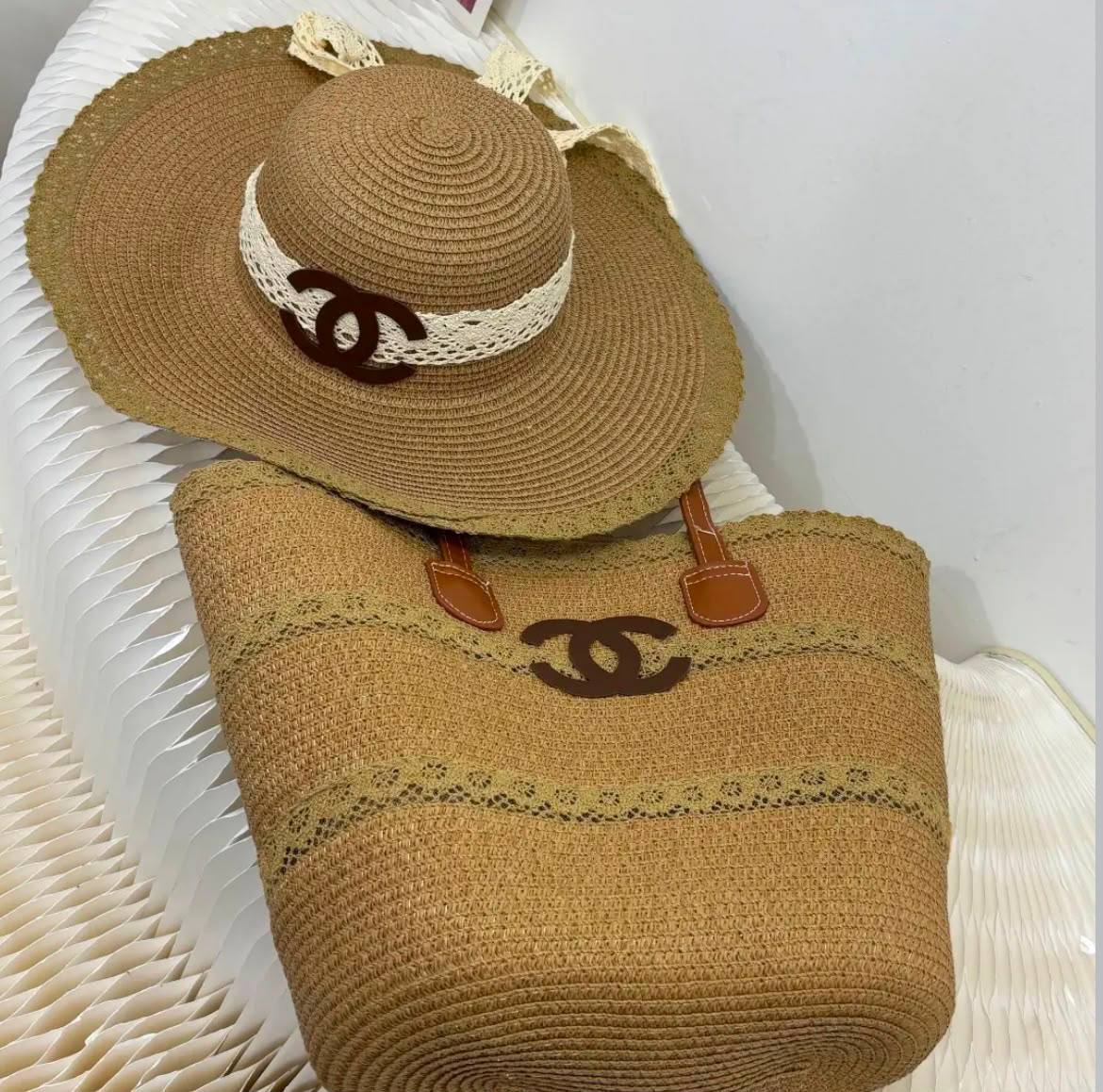 Hat & Beach Bag Set
80 dhs🇦🇪🇦🇪
size 42cm

Zain42
♥️♥️♥️