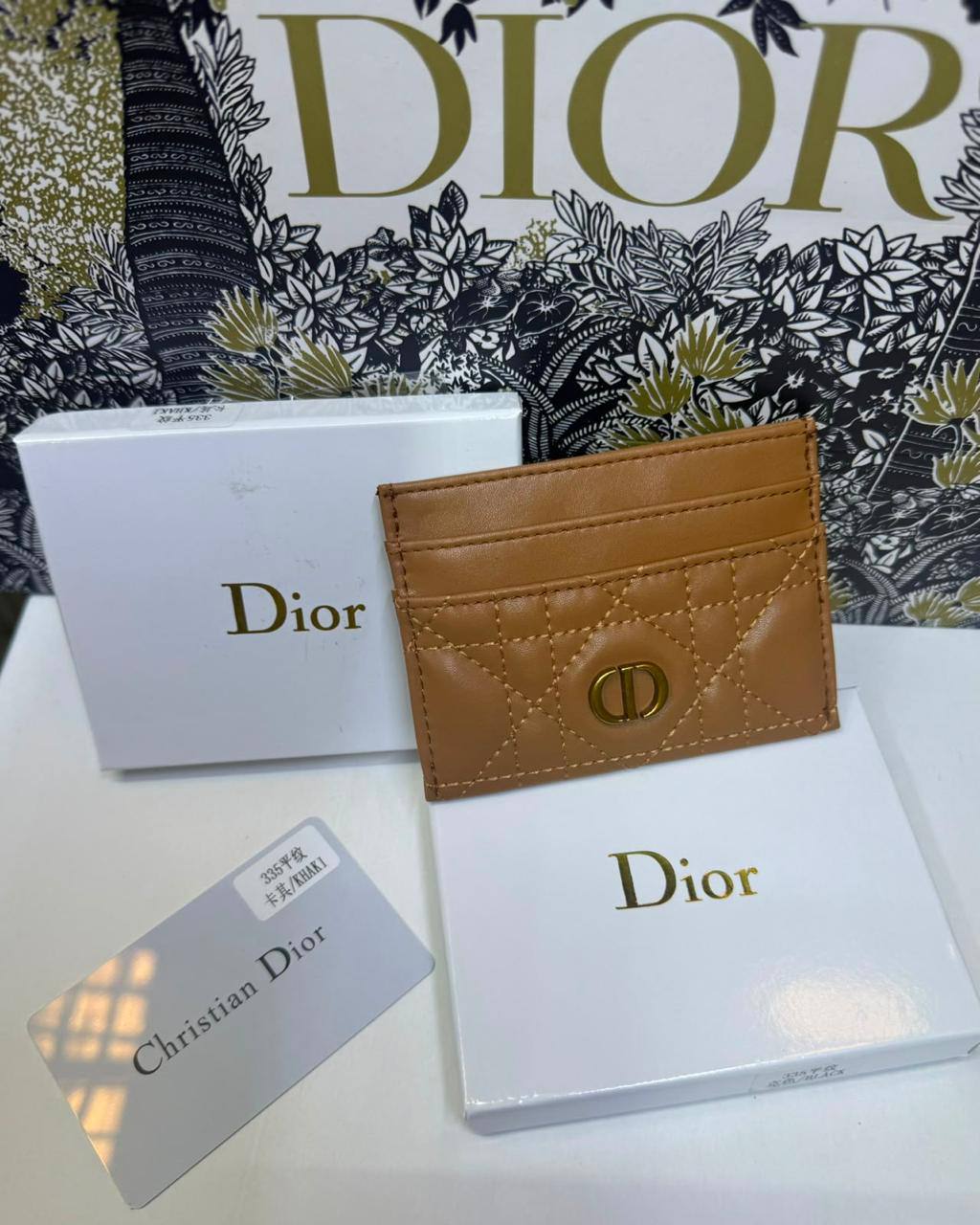 Card Holders
30 dhs💓

Zain93
♥️♥️♥️