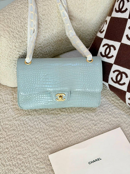 Chanel

290 dhs

Zain134
♥️♥️♥️