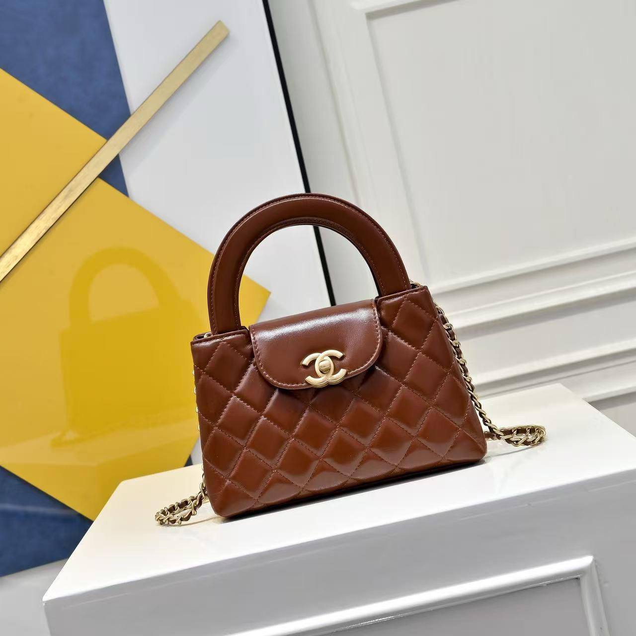 Chanel Master

New arrival 
master quality

420 dhs🪙💕

Zain228
♥️♥️♥️