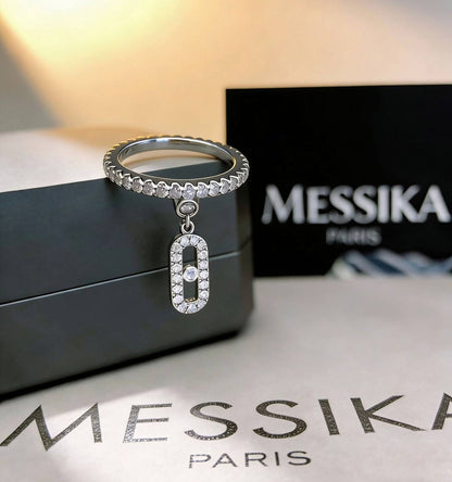 RING MASTER
WITH BOX AND PAPER BAG🛍️🎁
45 DHS✅

Zain89
♥️♥️♥️