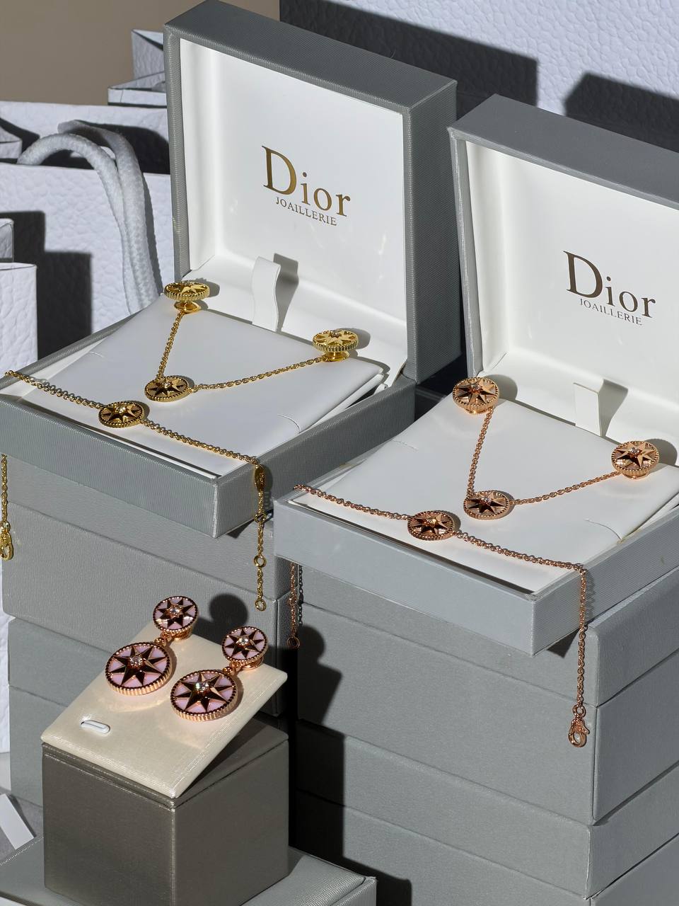 Dior
 New Collection 😍
Quality: Super Master 
Non -Tarnish color

* ⁠Necklace 
* ⁠Earring 
* ⁠Bracelet
For Price 👇 WTSP Text Zain 0568585901

Zain268
♥️♥️♥️
