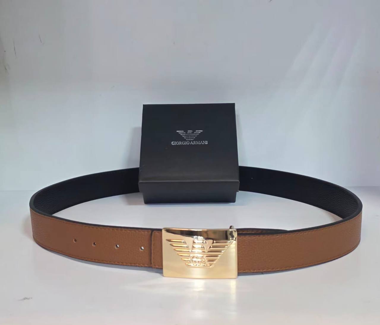 Mens belts 
with box
35 dhs💛

Zain232
♥️♥️♥️