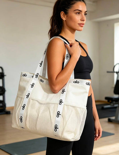 Alo Bags
90 dhs🇦🇪🇦🇪

Zain35
♥️♥️♥️