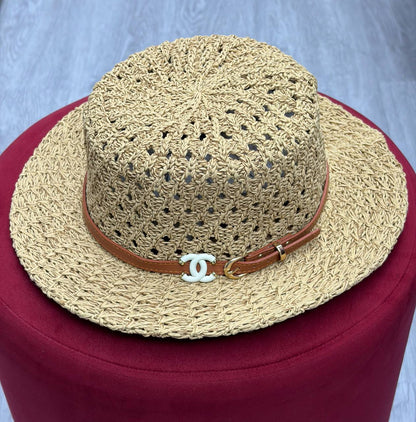NEW BEACH HATS
230 dhs🇦🇪🇦🇪

Zain328
♥️♥️♥️