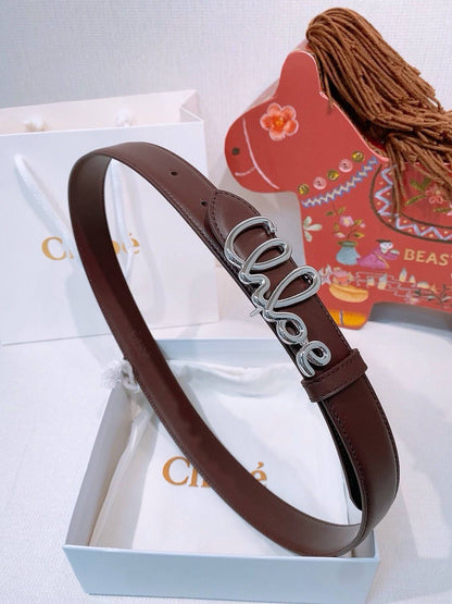 New Chloe
💙*SUPER MASTER QUALITY*💙
💙*WITH ORIGINAL BOX*💙
320 dhs✅

Zain281
♥️♥️♥️