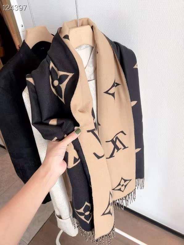Coming new stock
Winter scarf 
45 dhs🪙🌨️

Zain93
♥️♥️♥️