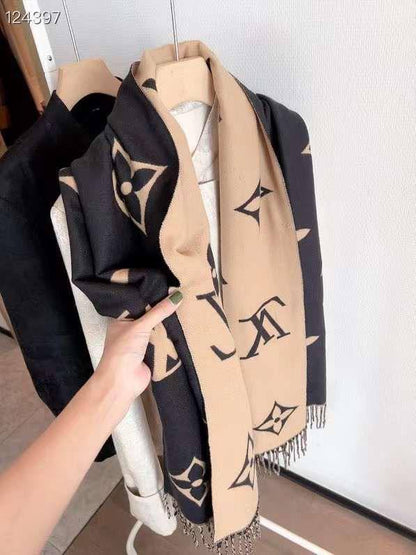 Coming new stock
Winter scarf 
45 dhs🪙🌨️

Zain93
♥️♥️♥️