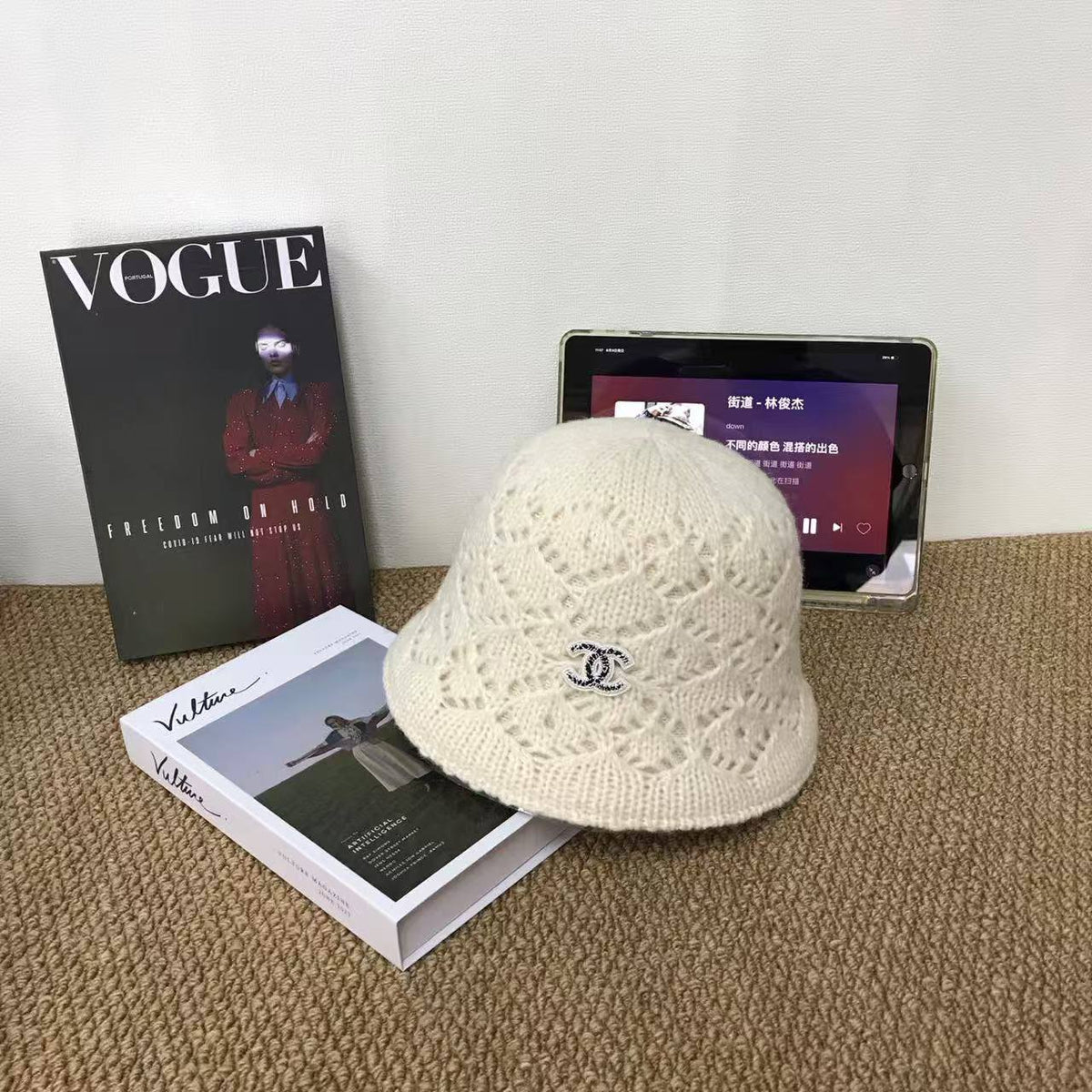 New collections
Chanel Hat 🤯
*super master quality* 💯 
190 dhs✅✅

Zain335
♥️♥️♥️