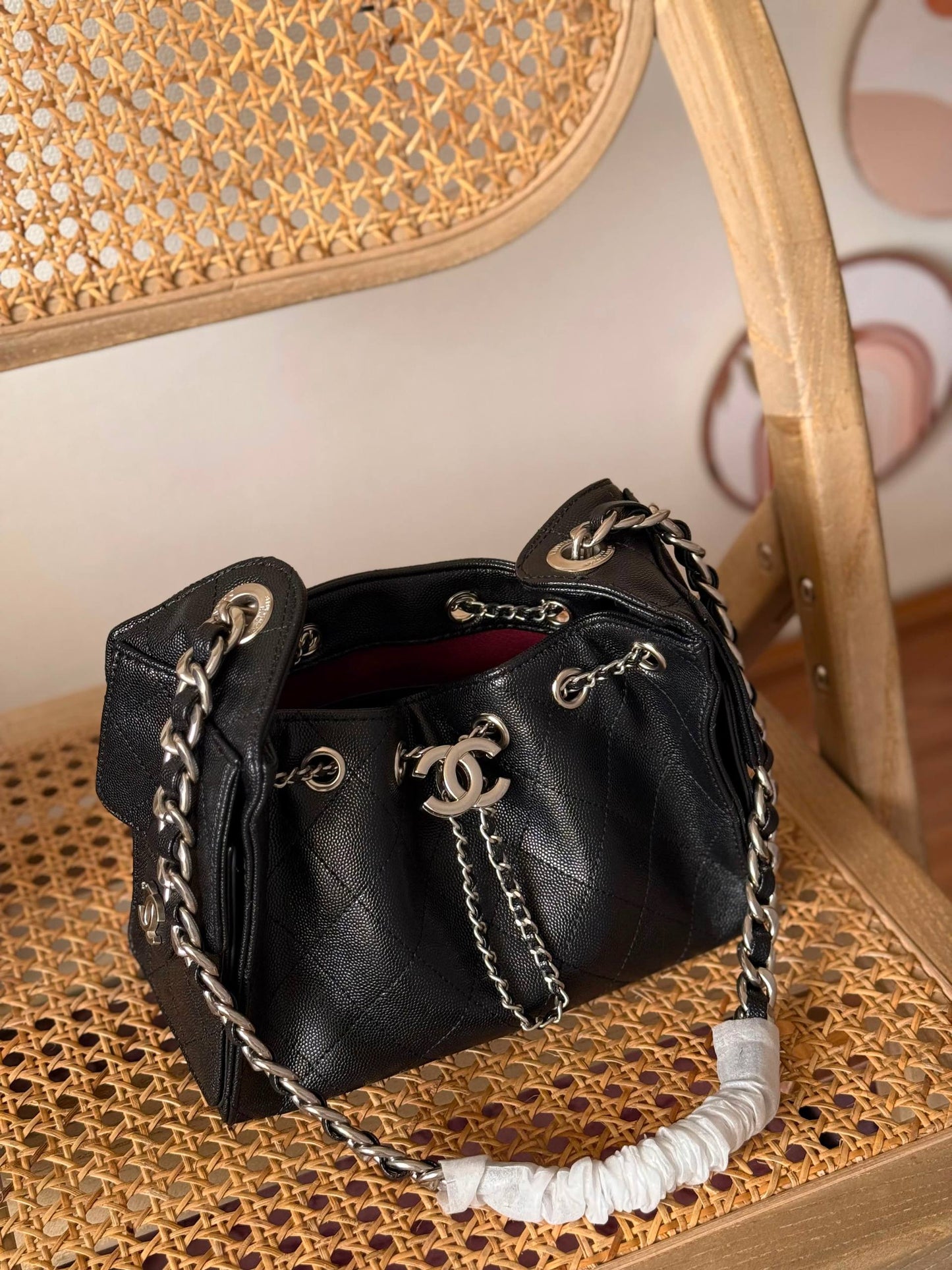 New Collectio✨✨✨
CHANEL
22cm
360 dhs✅
*MASTER QUALITY*
With box🎁

Zain167
♥️♥️♥️
