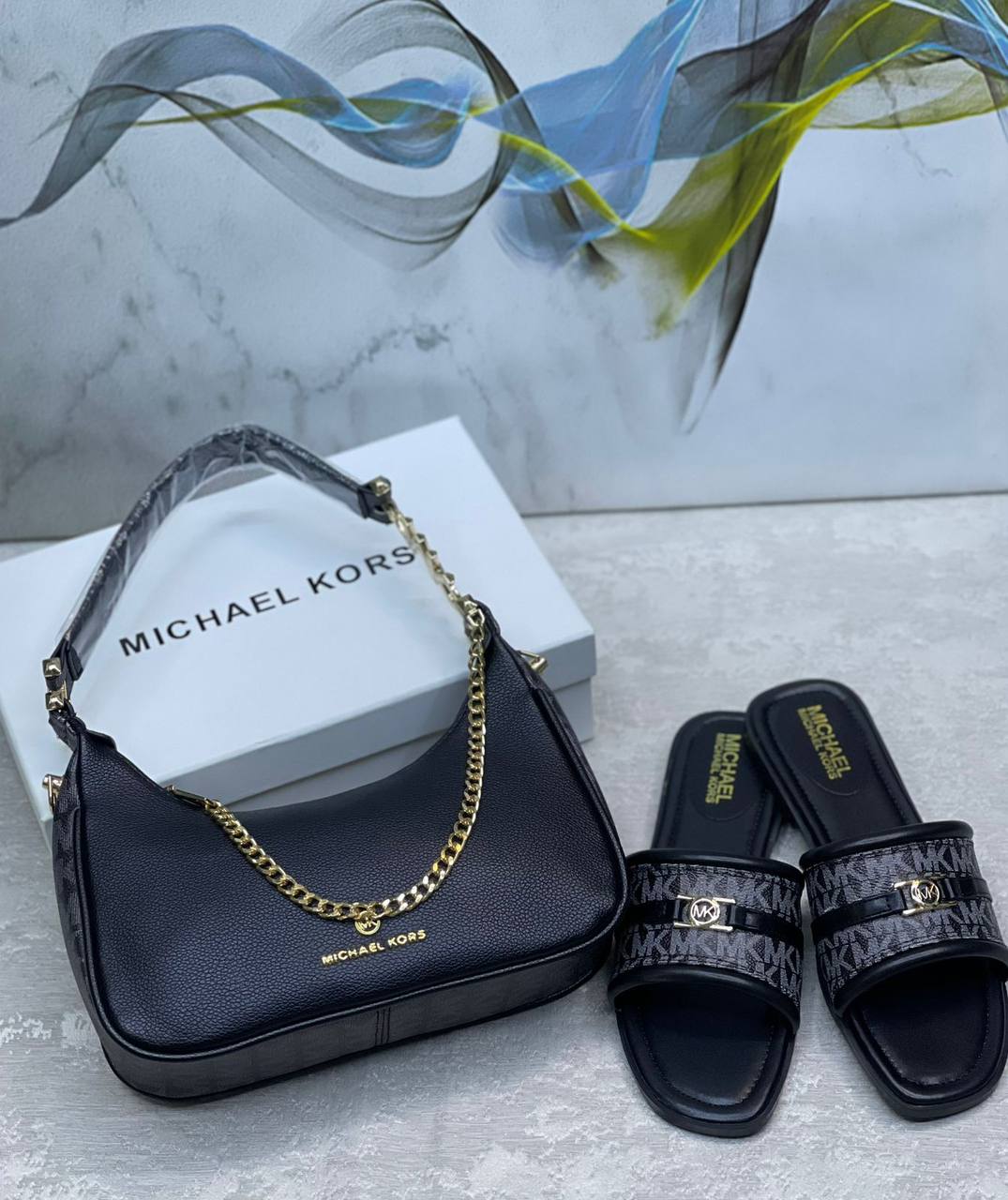 Mk Set 
170 dhs✅

Zain175
♥️♥️♥️