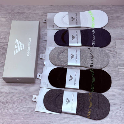 NEW CAME
SOCKS 
GOOD QUALITY 
35 dhs✅
(IN ONE BOX 5 PAIRS)

Zain40
♥️♥️♥️