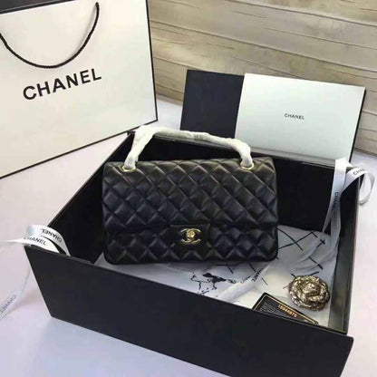Chanel
Master🌺
270 dhs✅

Zain153
♥️♥️♥️