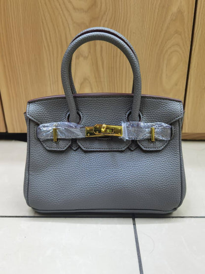 Hermes 
Limited Stock
High quality
95 dhs💓

Zain136
♥️♥️♥️