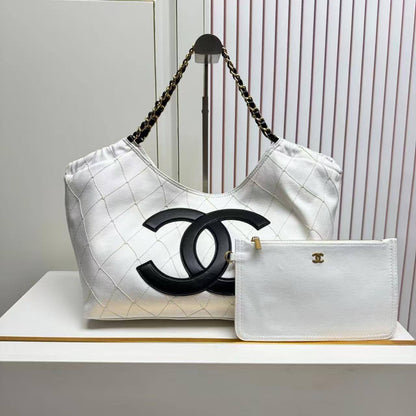 CHANEL

 MASTER QUALITY
 RESTOCK 

295 dhs🇦🇪🇦🇪

Zain295
♥️♥️♥️
