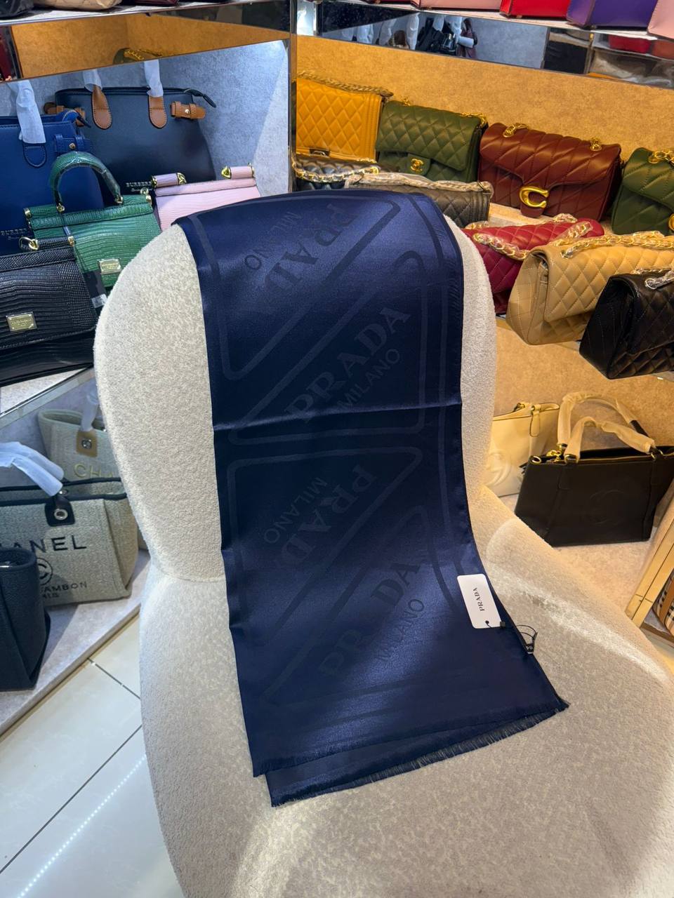 New
Cotton scarf 
45 dhs🪙🌨️

Zain93
♥️♥️♥️