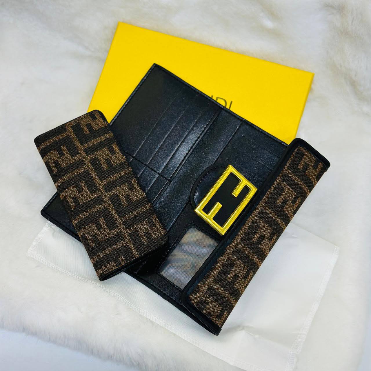 Wallets
30 dhs✅

Zain40
♥️♥️♥️