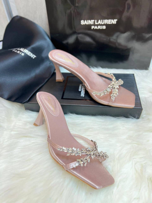 YSL 
Size 36-41  
140 dhs✅

Zain88
♥️♥️♥️
