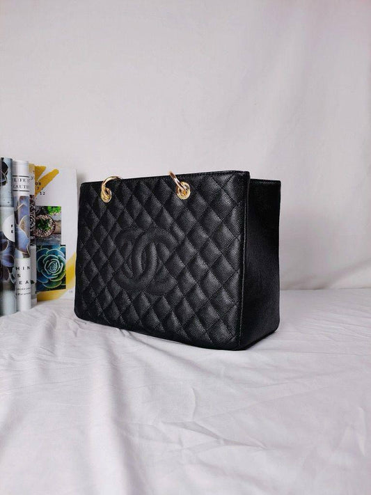 Chanel Master

33cm 
350 dhs🪙💕

Zain228
♥️♥️♥️
