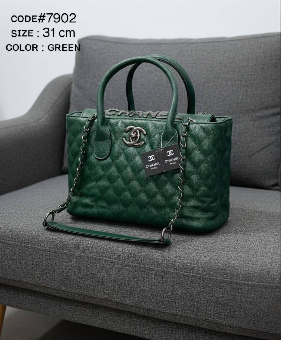 CHANEL ᴛᴏᴘ ʜᴀɴᴅʙᴀɢ
ᴄᴀᴠɪᴀʀ ʟᴇᴀᴛʜᴇʀ ᴍᴀᴛᴇʀɪᴀʟ
ᴘʟᴀᴛɪɴᴜᴍ ᴄᴏʟᴏʀ ʜᴀʀᴅᴡᴀʀᴇ
ғʟᴀᴘ ᴛᴡɪsᴛ ʟᴏᴄᴋ
ᴡɪᴛʜ ᴄʜᴀɴᴇʟ ʟᴏɢᴏ ʜᴀʀᴅᴡᴀʀᴇ
sɪᴢᴇ 31 cm
ᴡɪᴛʜᴏᴜᴛ BOX

110 dhs❤️

Zain31
♥️♥️♥️