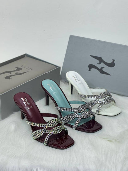 Gina - YSL

New arrived 
Size 36 to 41

115 dhs🪙🌨️

Zain21
♥️♥️♥️