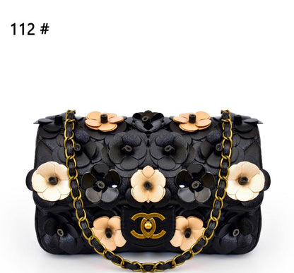 Chanel
130 dhs✅
Super good quality with box

Zain35
♥️♥️♥️