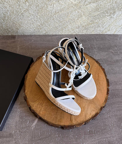 YSL

SuperMaster Quality 💯
560 dhs🇦🇪🇦🇪

Size: 36-41💥
Zain171
♥️♥️♥️