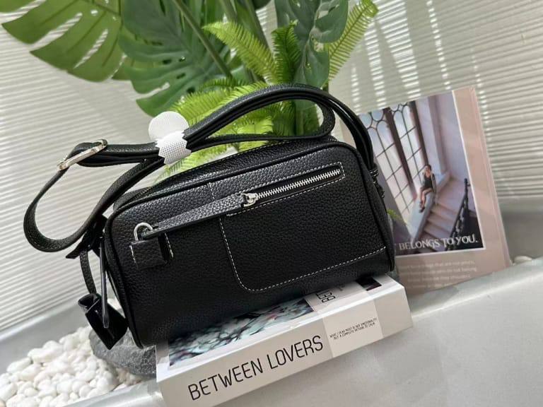 Hermes
90 dhs✅
high quality 

With box
🎁🎁🎁

Zain26
♥️♥️♥️