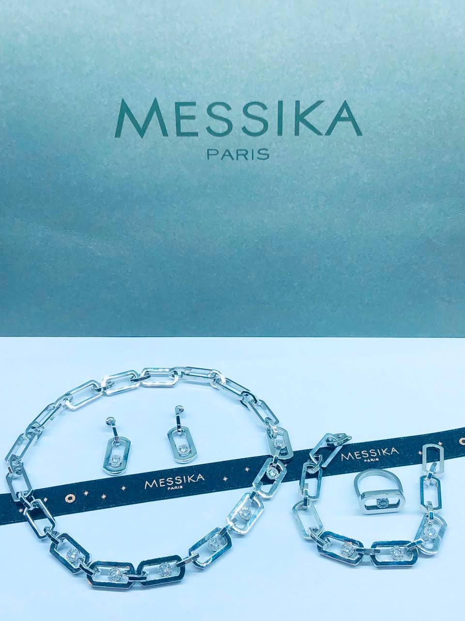 Messika 
Set

300 dhs🇦🇪🇦🇪

Zain122
♥️♥️♥️