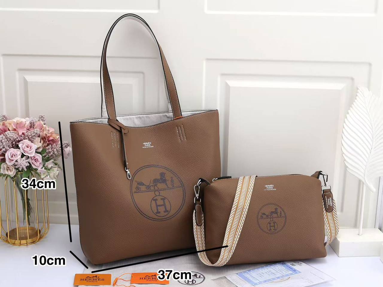 Hermes 
with pauch good quality 
105 dhs❣️

Zain278
♥️♥️♥️