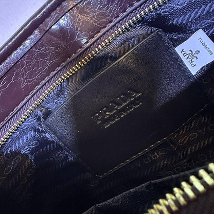 Prada 

High quality 

125 dhs

Zain39
♥️♥️♥️