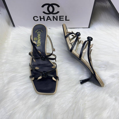 CHANEL 

140 dhs❣️

SIZE  36 -41 available

Zain88
♥️♥️♥️