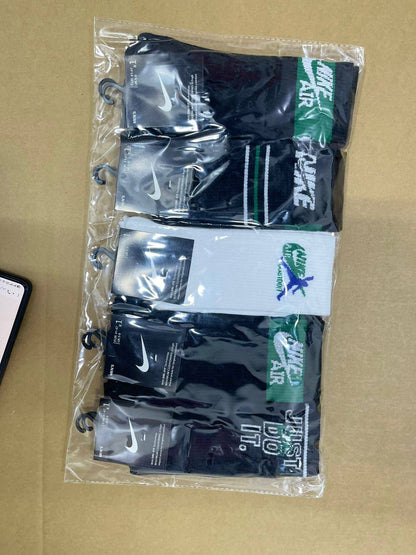 Long Sock
55 dhs❣️

Zain27
♥️♥️♥️