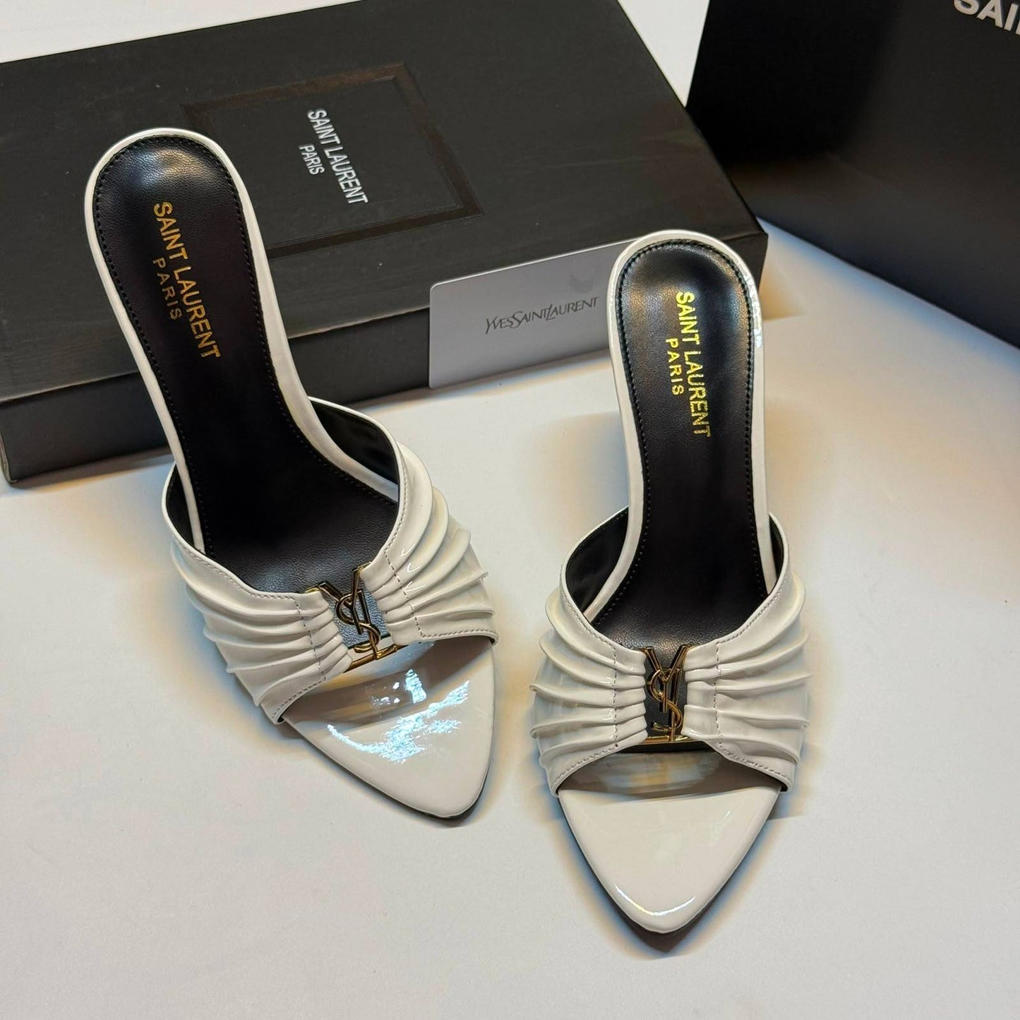 NEW CAME🥰
YSL 
GOOD QUALITY✅
110 dhs🇦🇪🇦🇪
Size 36 TO 41

Zain40
♥️♥️♥️