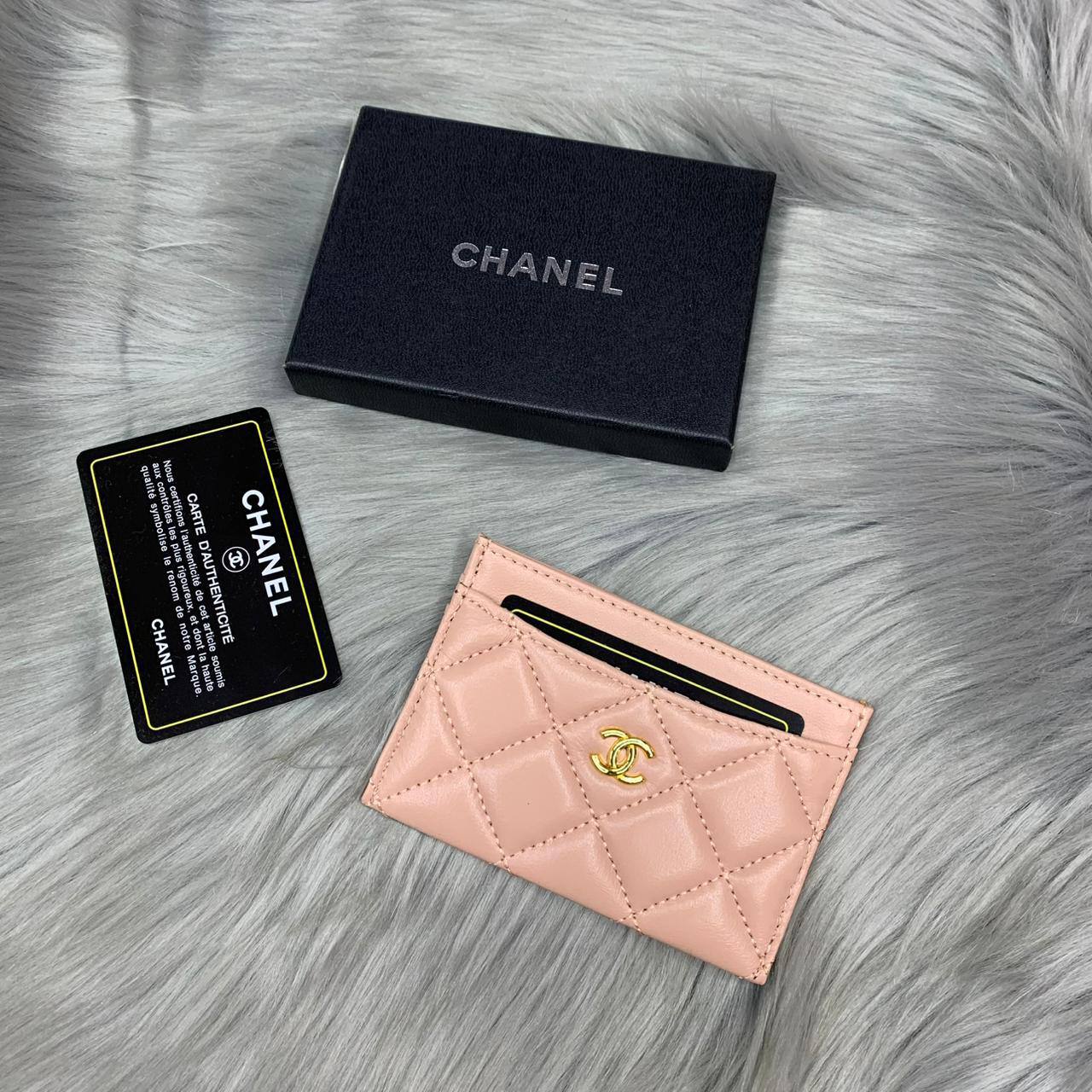 *NEW COLLECTION*
Cardholder

*MASTER QUALITY*

120 dhs✅

Zain202
♥️♥️♥️