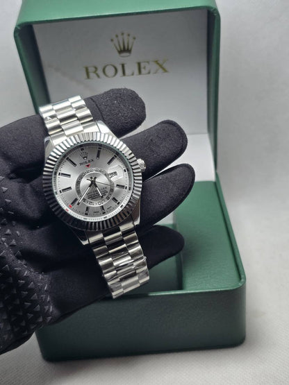 Rolex Men Sky dweller
*Fake - Automatic movement*
*Battery*
65 dhs❣️

Zain29
♥️♥️♥️