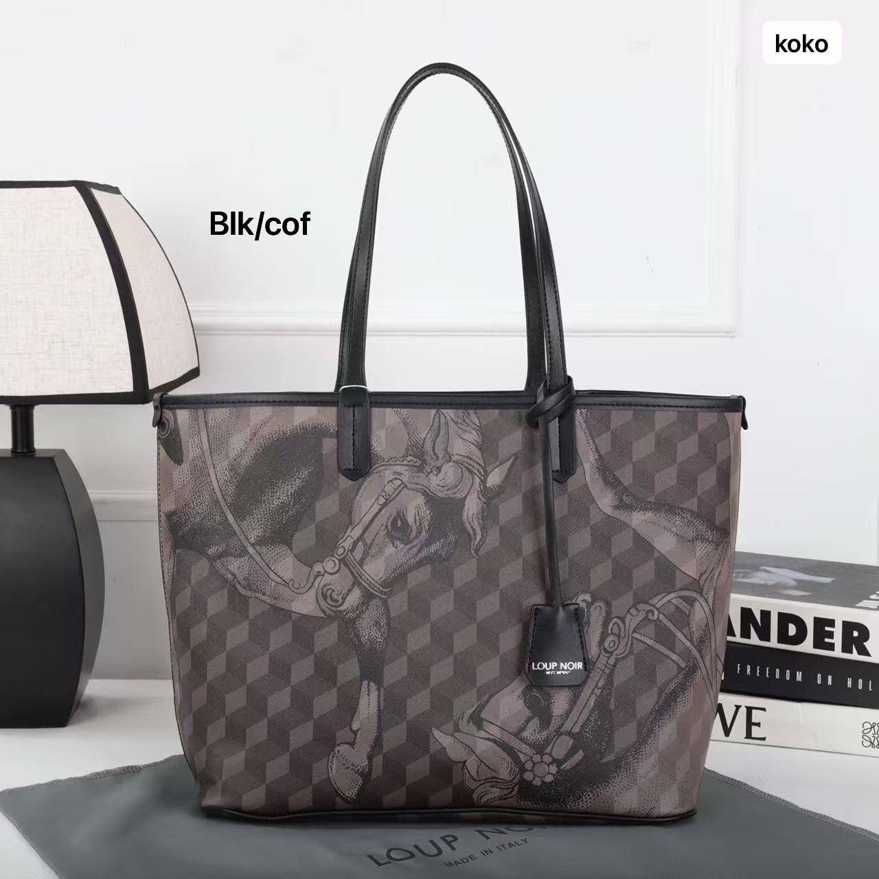 🐴 Loup Noir
1️⃣ First Quality
Size : 45 * 30 cm
80 dhs🪙🌨️

Zain115
♥️♥️♥️