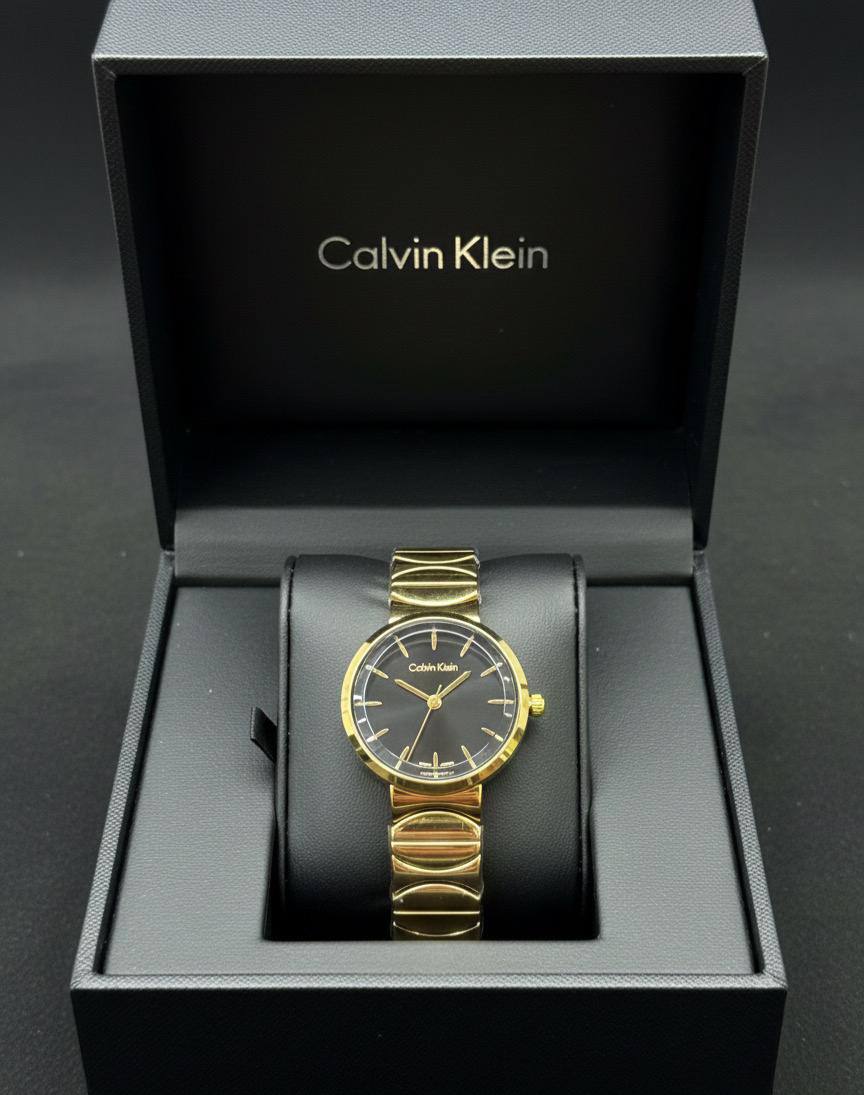 Calvin Klein🆕 LADIES 
GOOD QUALITY 💯
60 dhs🪙💚

Zain133
♥️♥️♥️