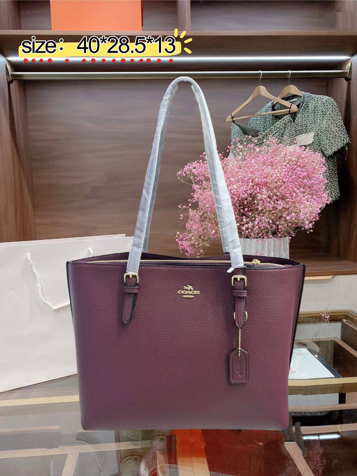 Coach
✨✨NEW Coach Mollie ✨✨
 Quality AAA 
115 dhs🪙🌨️

Zain38
♥️♥️♥️
