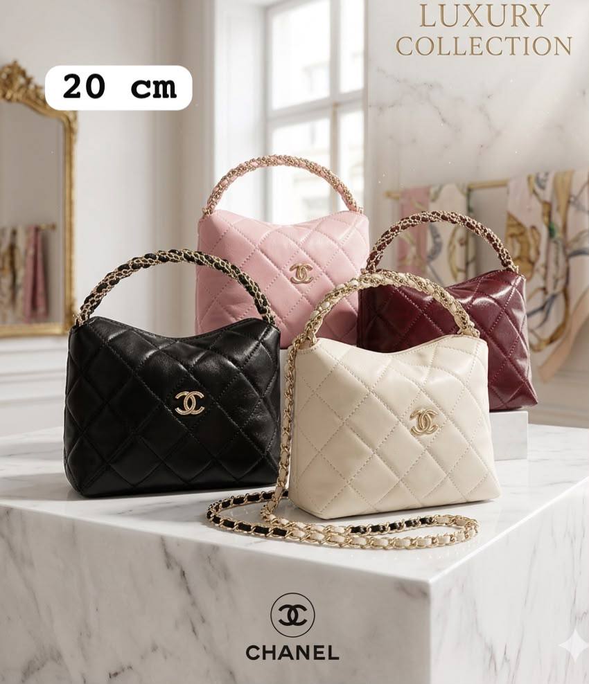CHANEL
20 cm 
100 dhs💓

with box
🎁🎁🎁

Zain90
♥️♥️♥️