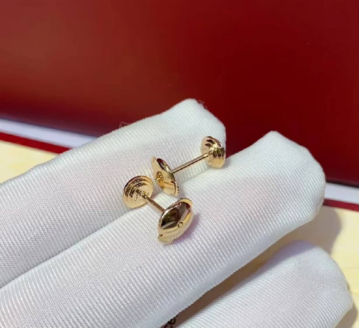 *Cartier ❤️‍🔥*
Earring ✨
Master quality 💯
With normal boxes 🗃️ 
50 DHS🇦🇪🇦🇪🇦🇪
With master box 📦 
75DHS🇦🇪🇦🇪🇦🇪

Zain216
♥️♥️♥️